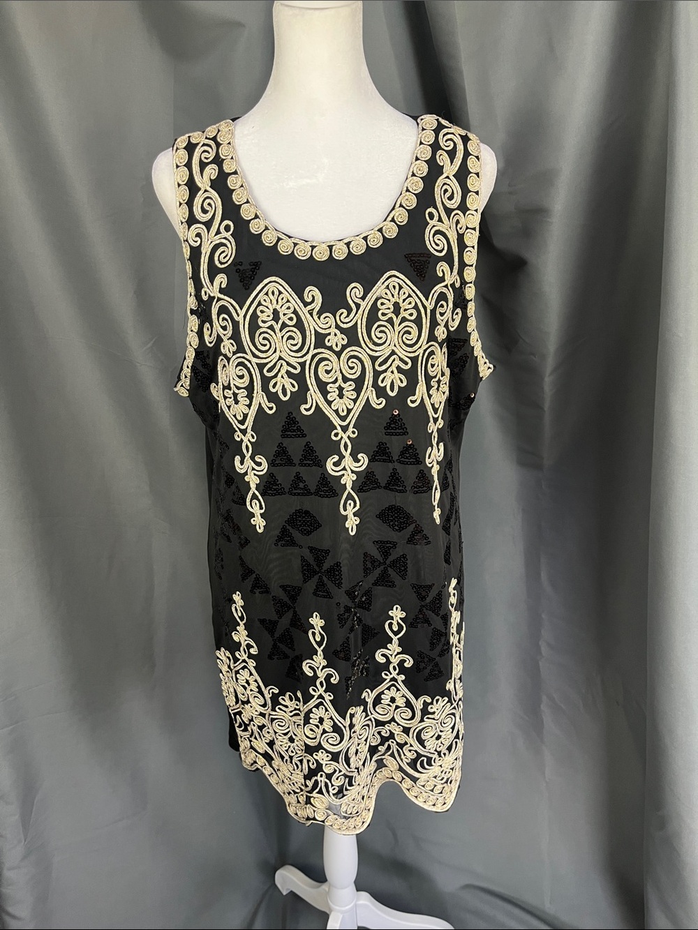 Simply Couture Black Tunic with Cream with gold accents Embroidered Detail